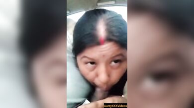 Offce aunty desi car blowjob video